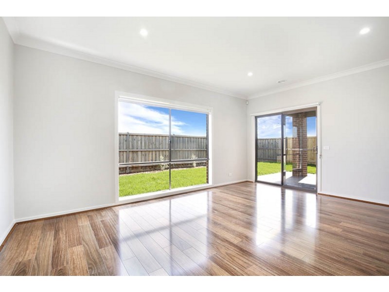 23 Guardian Street, Mickleham VIC 3064
