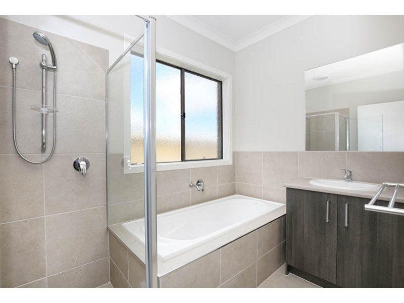 23 Guardian Street, Mickleham VIC 3064
