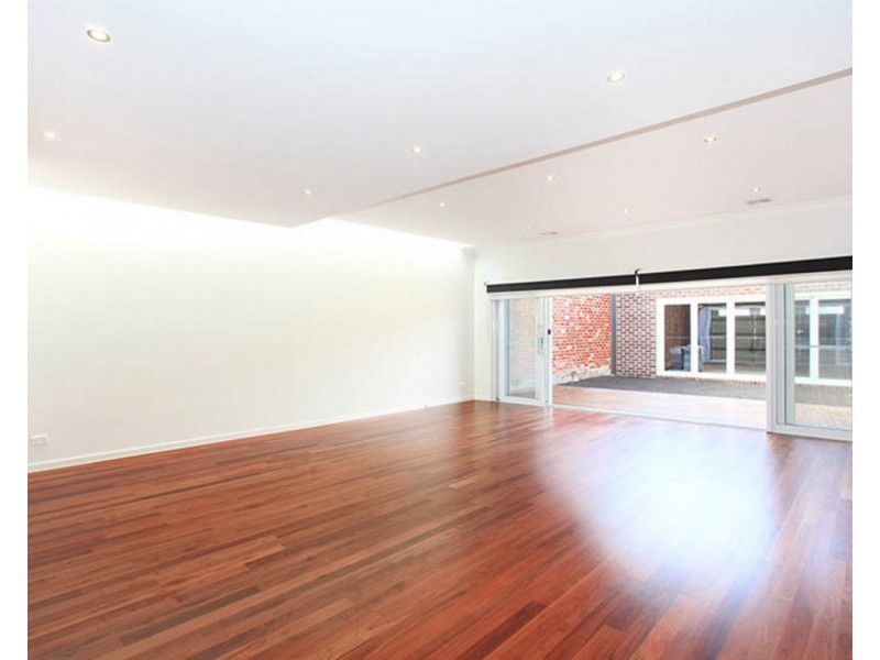 4 Latrobe Street, Moonee Ponds VIC 3039