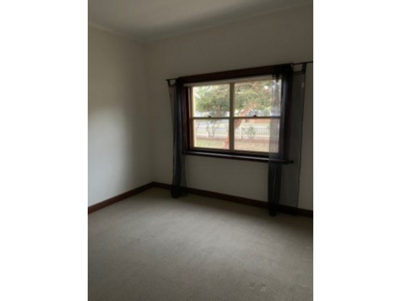 5 Overland Road, Croydon Park SA 5008