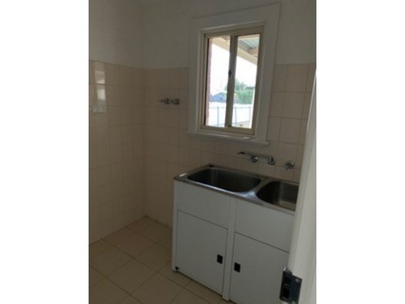 5 Overland Road, Croydon Park SA 5008