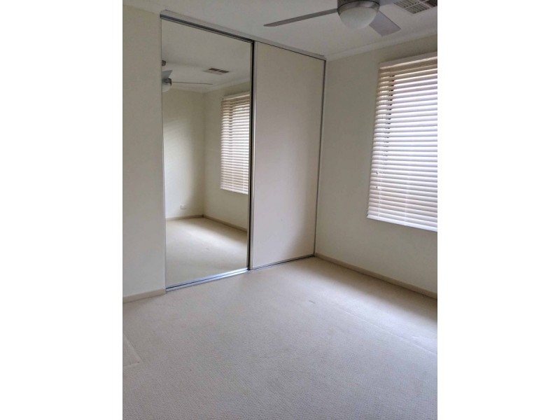 25 Newhaven Terrace, Burton SA 5110