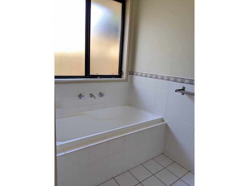 25 Newhaven Terrace, Burton SA 5110