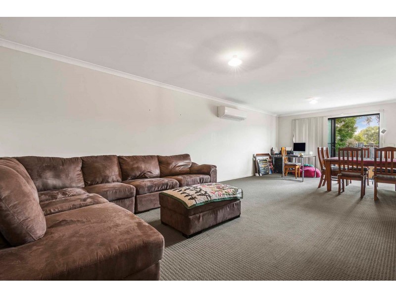 47 Evans Drive, Croydon VIC 3136