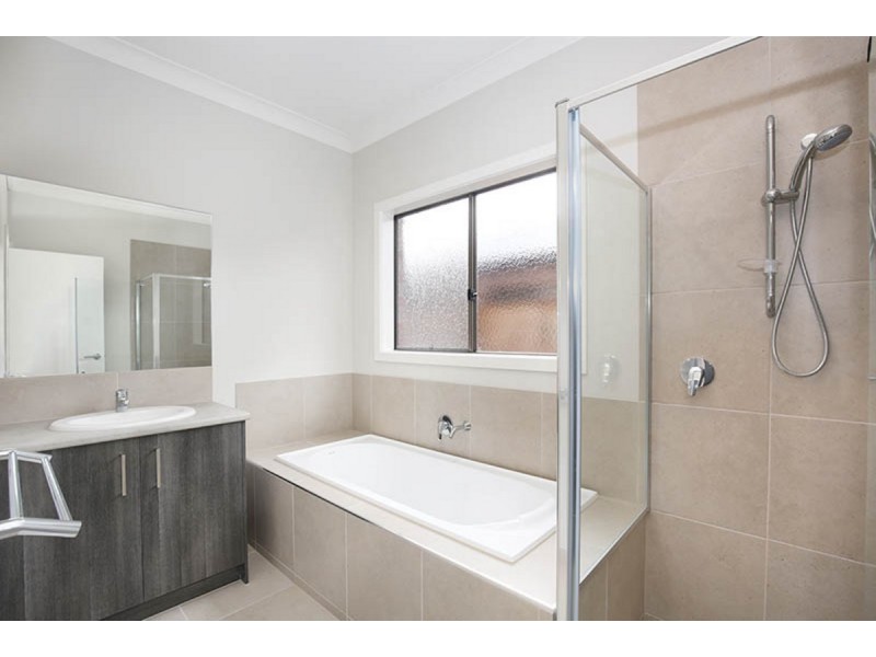 3 Fadaro Street, Mickleham VIC 3064