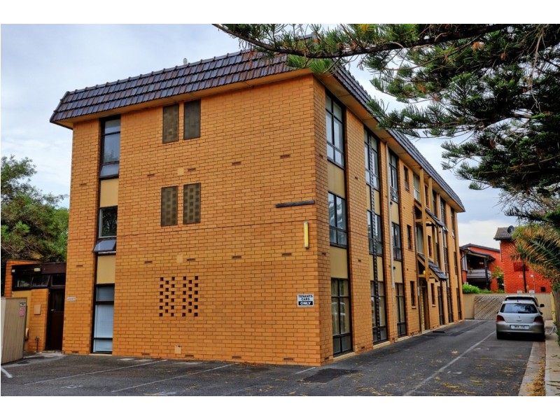 10/17 Adelphi Terrace, Glenelg North SA 5045