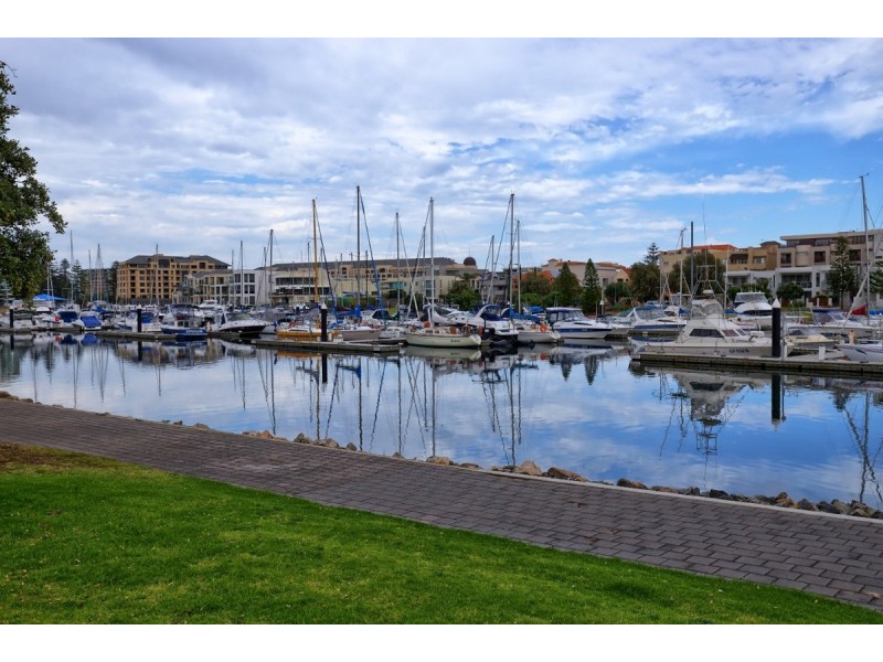 10/17 Adelphi Terrace, Glenelg North SA 5045