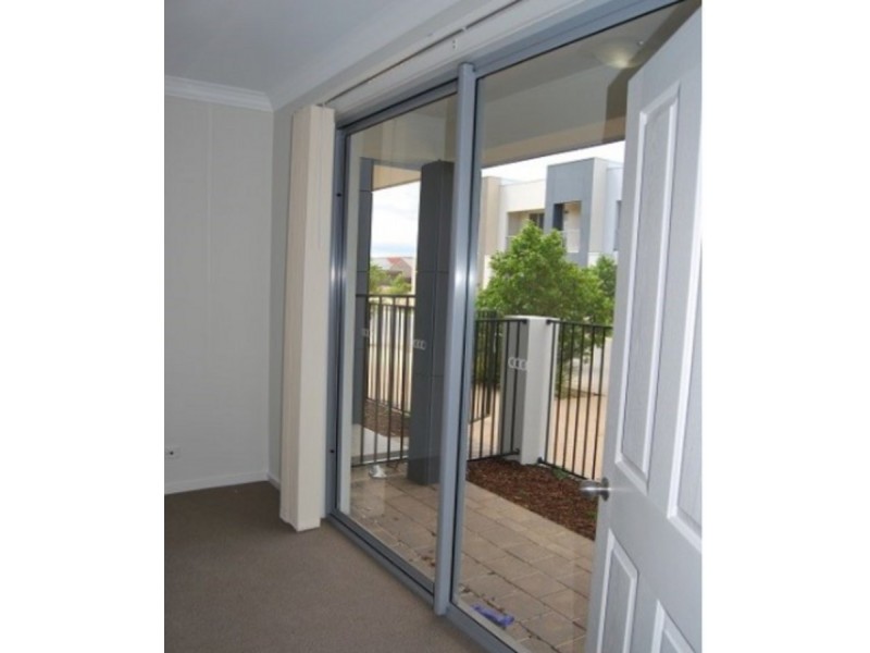 3/10-12 Augustine Street, Mawson Lakes SA 5095