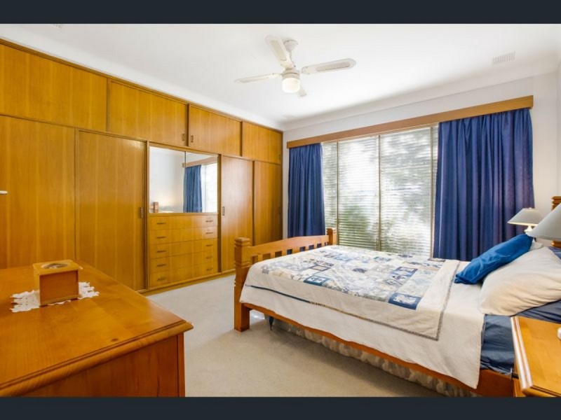 98 Woodlands Street, Woodlands WA 6018