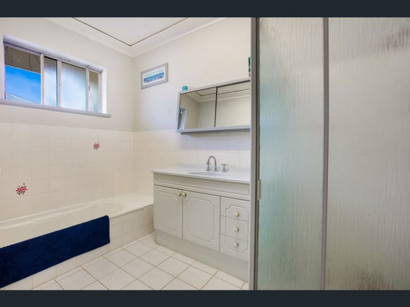 98 Woodlands Street, Woodlands WA 6018