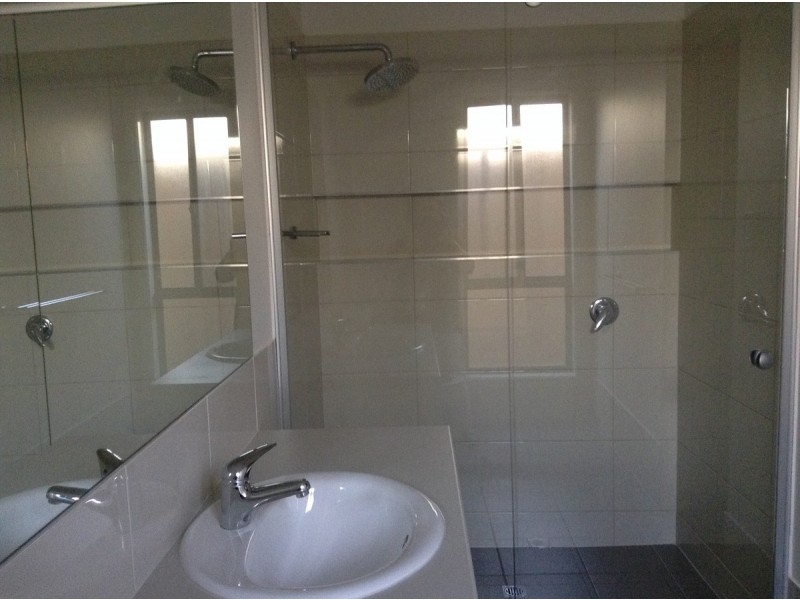 16 Fairview Terrace, Clearview SA 5085