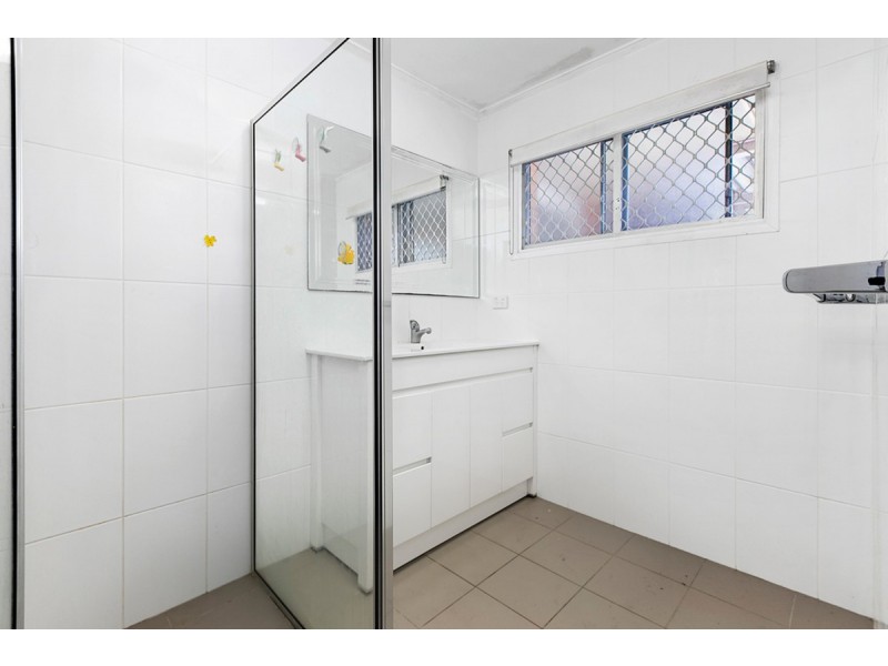 23 Veivers Street, Macgregor QLD 4109