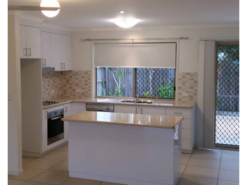 10/9 Watson Street, Pialba QLD 4655