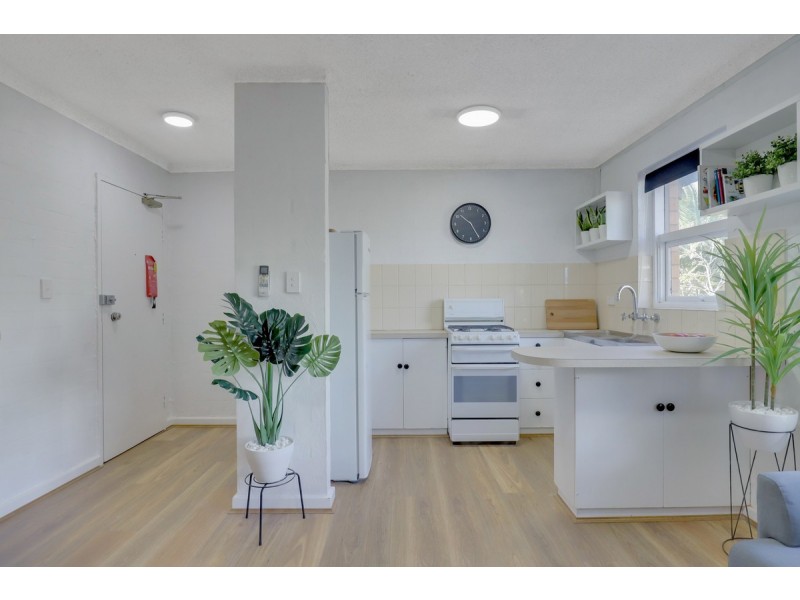 14/17 Adelphi Terrace, Glenelg North SA 5045