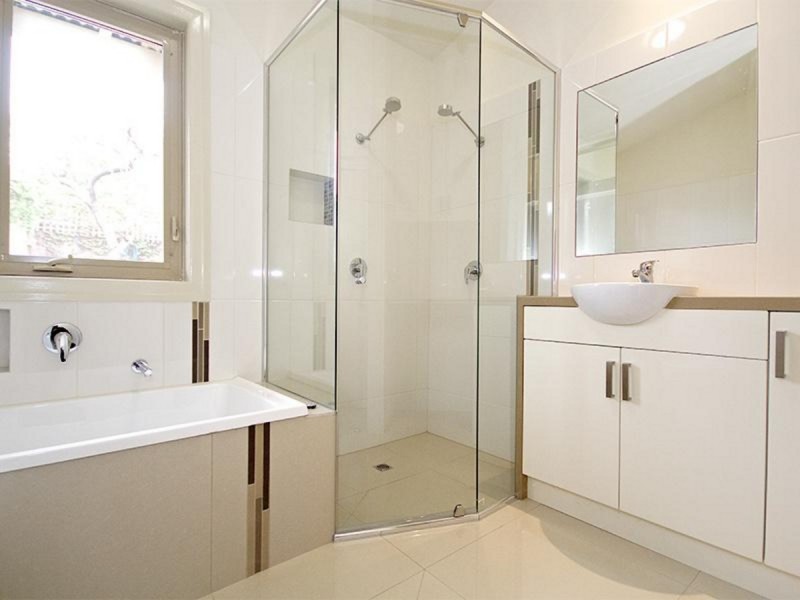 67 Roseneath Street, Clifton Hill VIC 3068