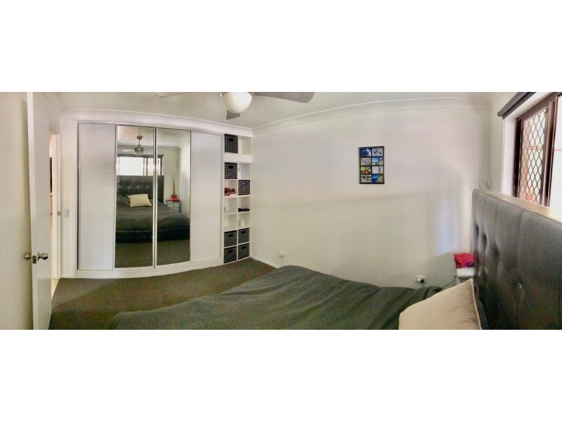 2/7 Flora Street, Burleigh Waters QLD 4220