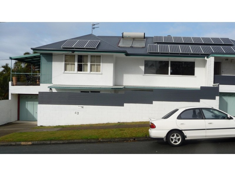 1/42 Paradise Avenue, Miami QLD 4220