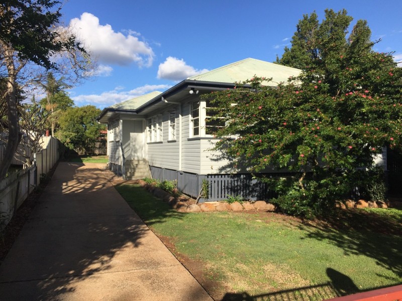 12 Dwyer Street, Harlaxton QLD 4350