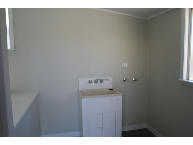 12 Dwyer Street, Harlaxton QLD 4350