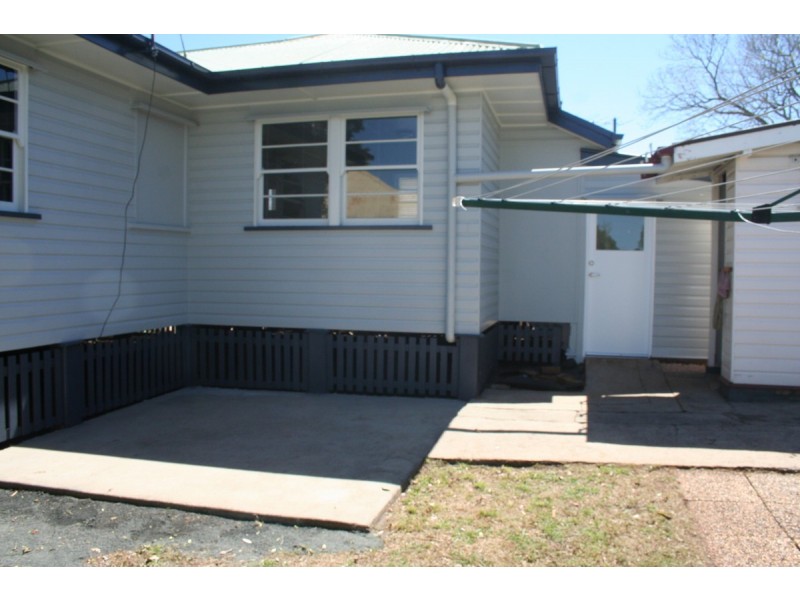 12 Dwyer Street, Harlaxton QLD 4350