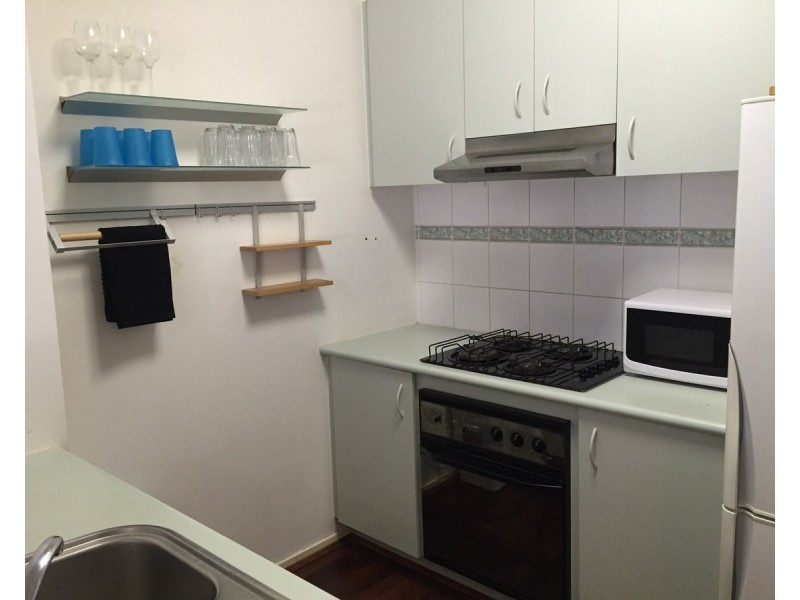 2/1068 Lygon Street, Carlton North VIC 3054