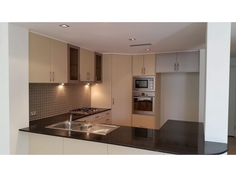 2145/1 The Vistas Drive, Carrara QLD 4211