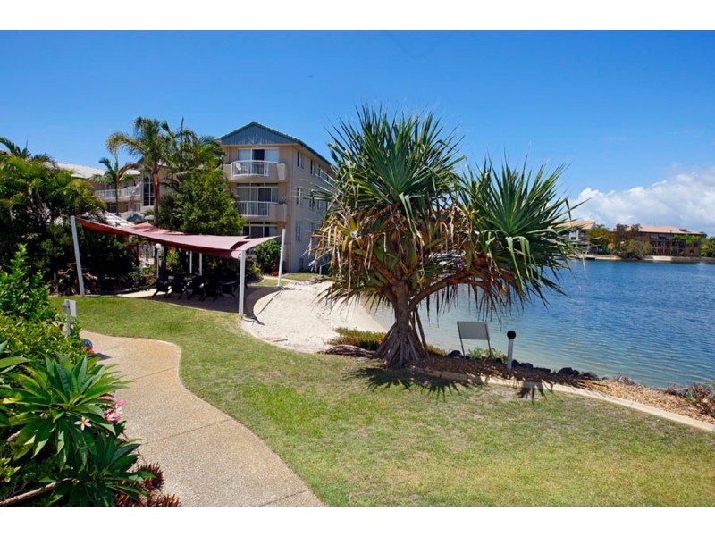 5/12 Taylor, Biggera Waters QLD 4216