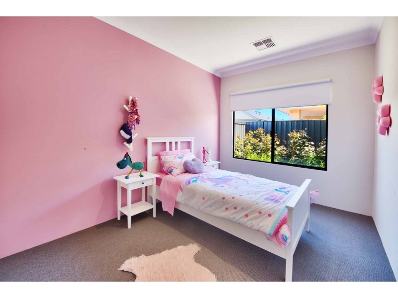 20 Quinn Street, Midvale WA 6056