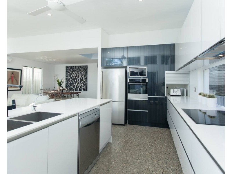 8 Mitchell Street, Tighes Hill NSW 2297