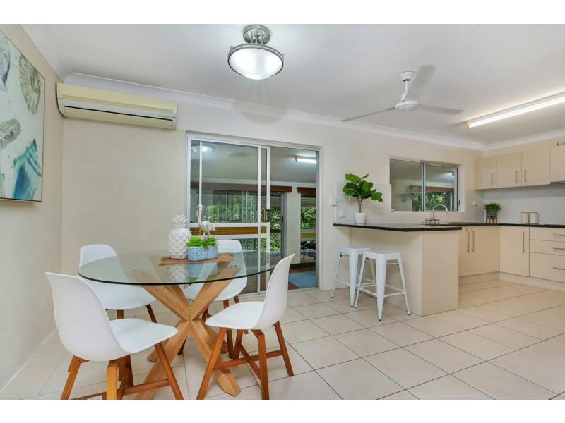8 Ponticello Street, Whitfield QLD 4870