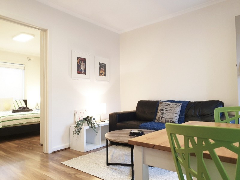 4/15 Poplar Grove, Carnegie VIC 3163