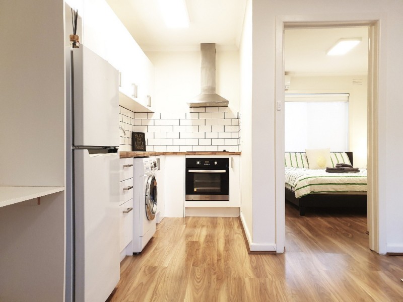 4/15 Poplar Grove, Carnegie VIC 3163