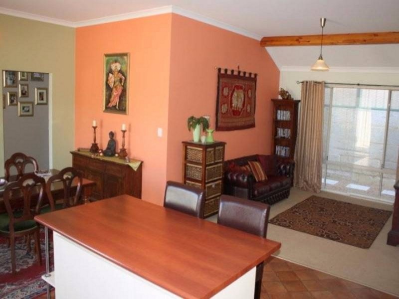 7 Madge Way, Leda WA 6170