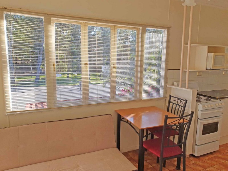 2/4 Rainworth Road, Bardon QLD 4065