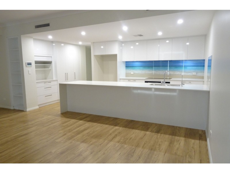 1/29 Marco Polo Drive, Mandurah WA 6210