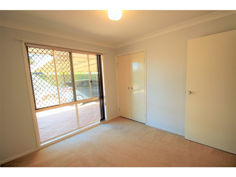 11 Sundowner Street, Regents Park QLD 4118