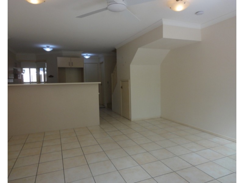 27/218 Queen Street, Cleveland QLD 4163