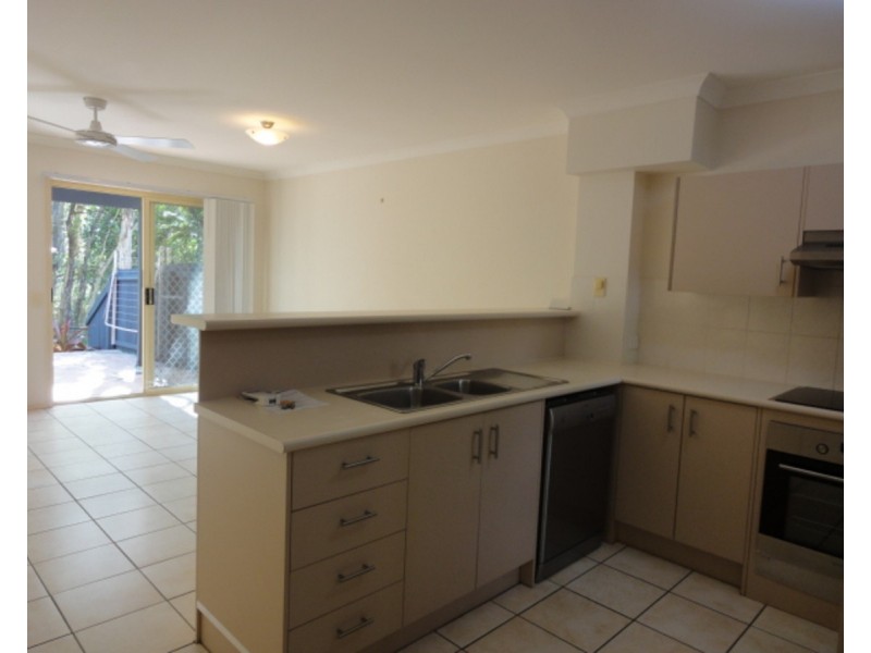 27/218 Queen Street, Cleveland QLD 4163