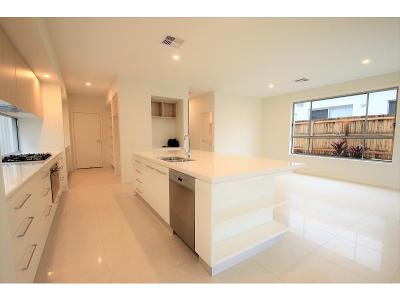 48 Viewpoint Street, Rochedale QLD 4123