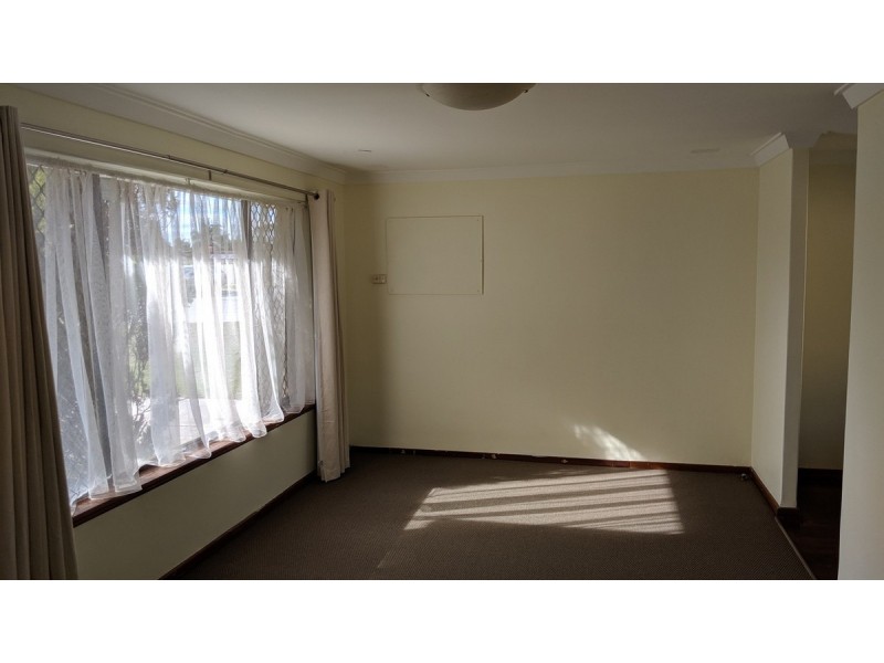 92 Watling Avenue, Lynwood WA 6147