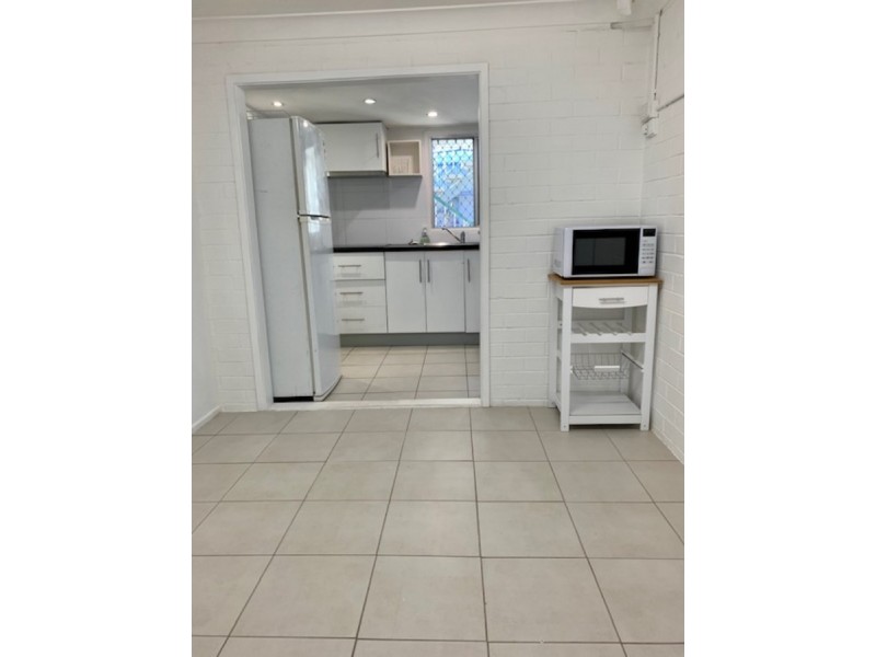 848 Wynnum Road, Cannon Hill QLD 4170