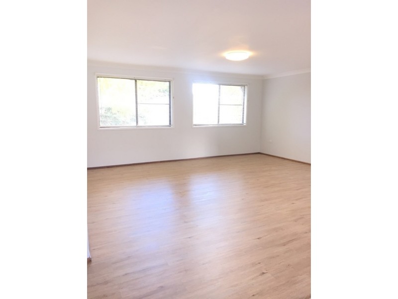 20 Platypus Road, Berkeley Vale NSW 2261