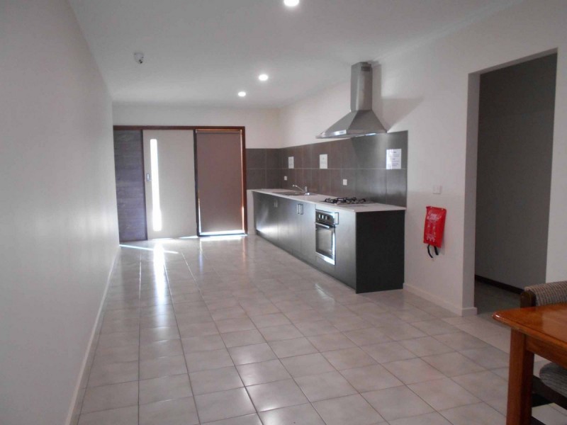 1/22 Lakeview Avenue, Rowville VIC 3178