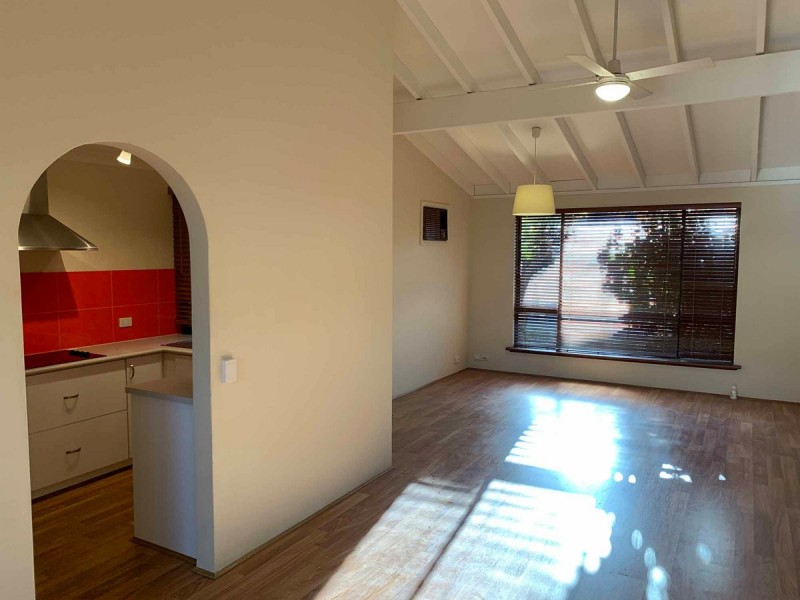 8/306 Grand Promenade, Dianella WA 6059