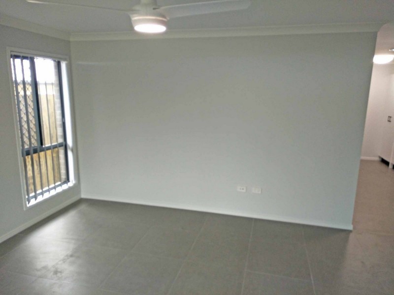 1/61 Rupert Crescent, Morayfield QLD 4506