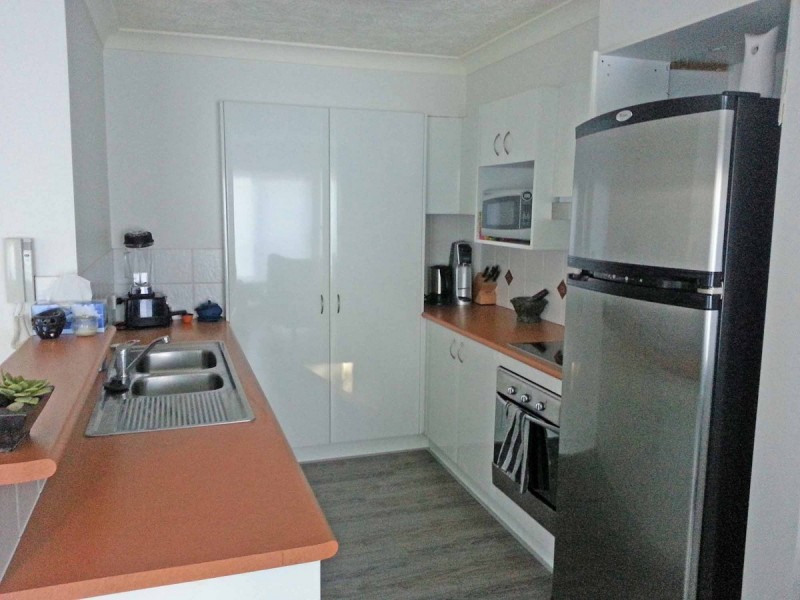 18/21 George St East, Burleigh Heads QLD 4220