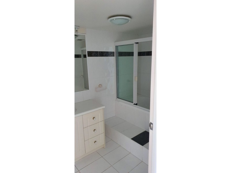 10 Marine Parade, Southport QLD 4215