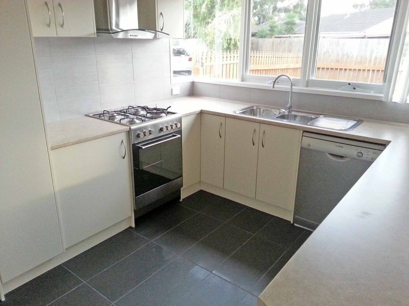 27 Whimbrel Crescent, Carrum Downs VIC 3201