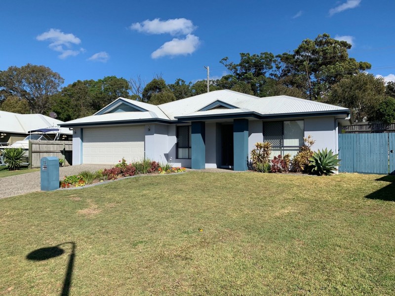 12 Mervyn Crescent, Redland Bay QLD 4165