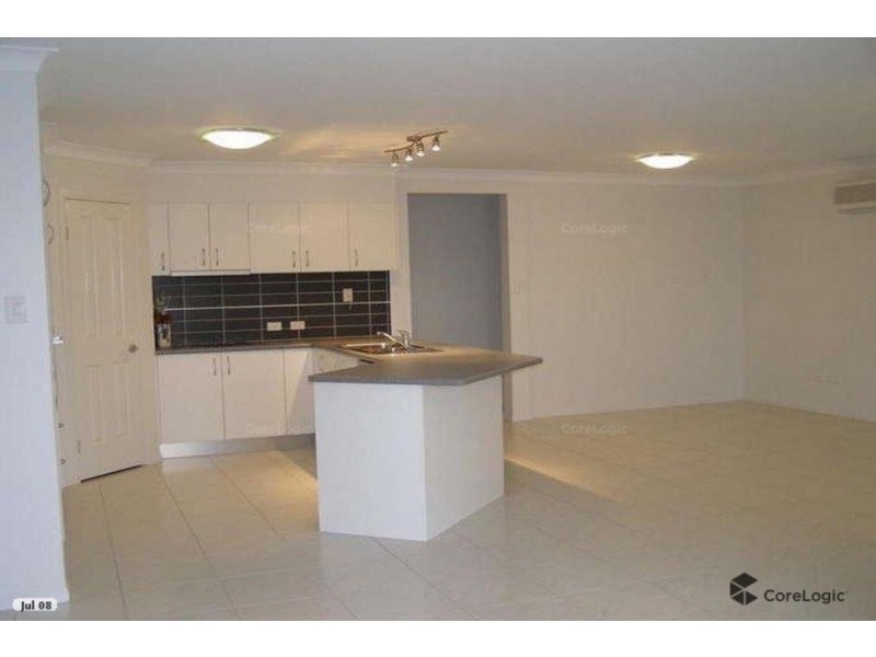 12 Mervyn Crescent, Redland Bay QLD 4165